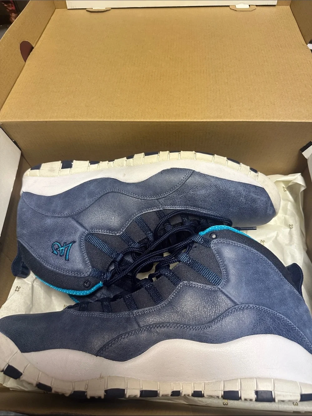 Jordan Sneakers in Teal and Navy Blue